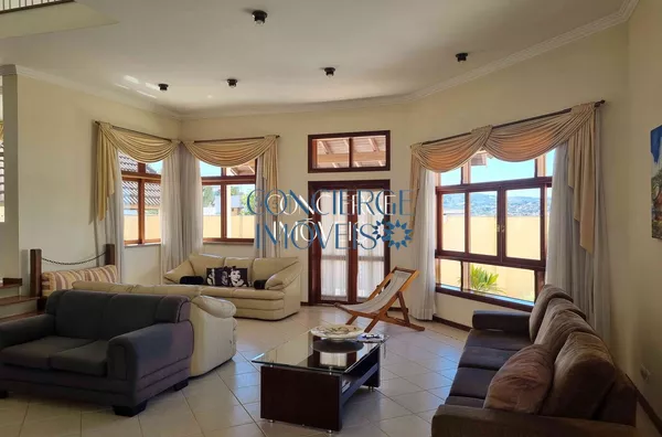 Casa Requintada em Bolsão de Segurança na Vila Moletta, Valinhos