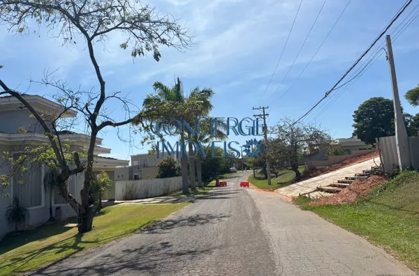 Terreno de 810 m² em condomínio fechado Terras de Sta Teresa, Vinhedo