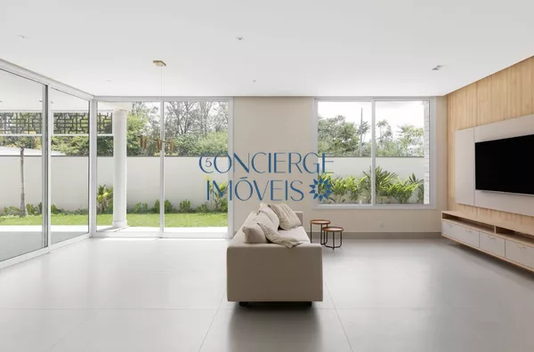  Sofisticação e Praticidade no Cond Arboretum –Casa Térrea  Vinhedo
