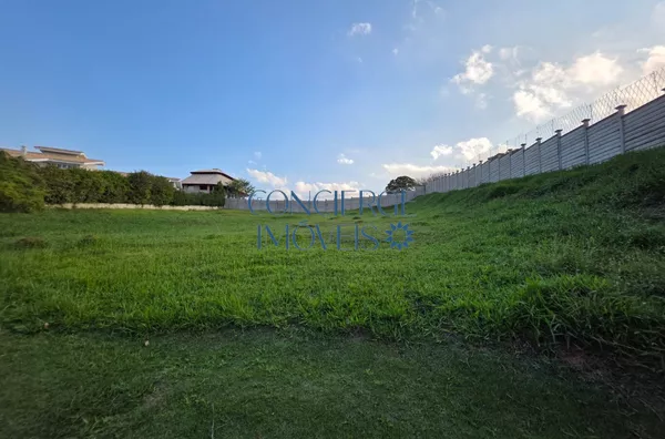 Refúgio em Vinhedo – Terreno no Vila Monte Verde