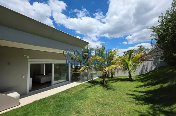 Casa moderna e integrada no condomínio Morada do Bosque – Vinhedo