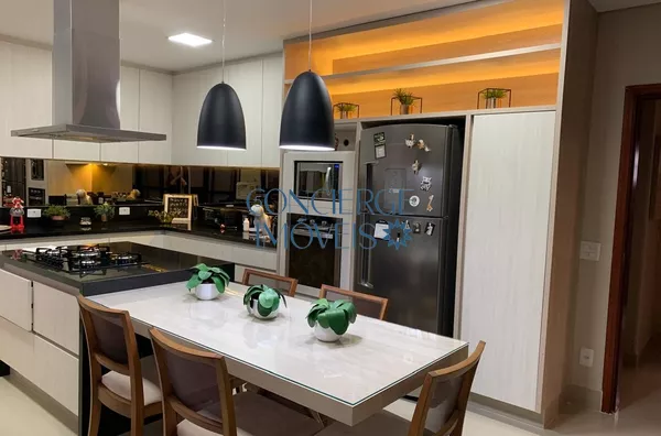 Casa na Chácara Prado / Campinas