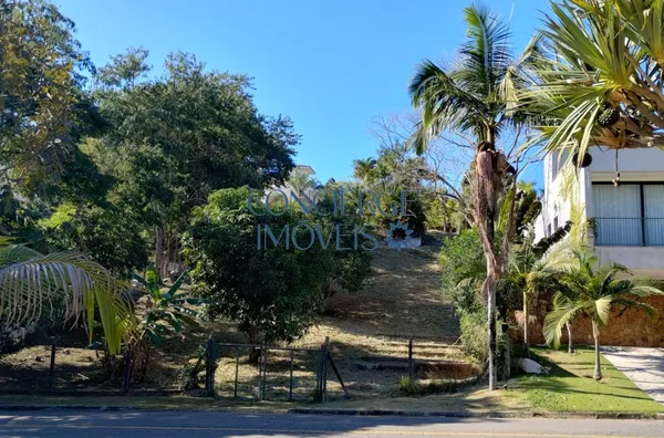 Terreno de 1000m² no cond. Chácaras do Lago - Vinhedo