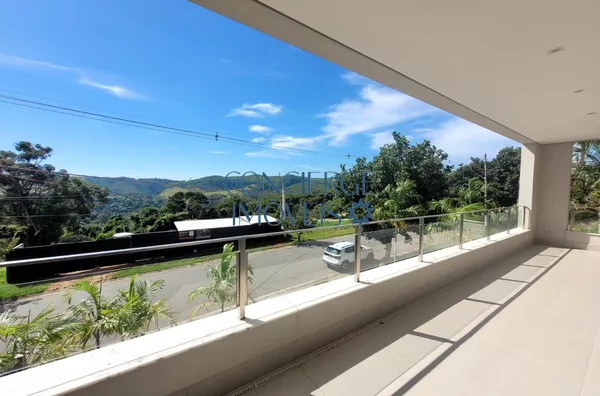 Casa Acessível com 5 Suítes |Cond Campo de Toscana