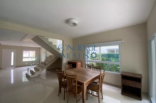 Casa Charmosa no Cond. Village San Nicholas – Vinhedo