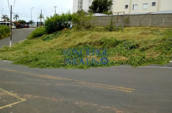 Terreno Comercial de 382,24 m² com Projeto Aprovado em Valinhos – Bairro Pedra Verde