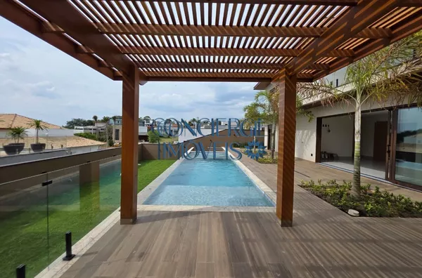 Casa automatizada, recém construída, com 4 suítes, no cond. Terras de Santa Teresa, Vinhedo