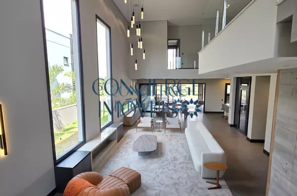 Casa luxuosa totalmente mobiliada no Campo de Toscana, em Vinhedo 