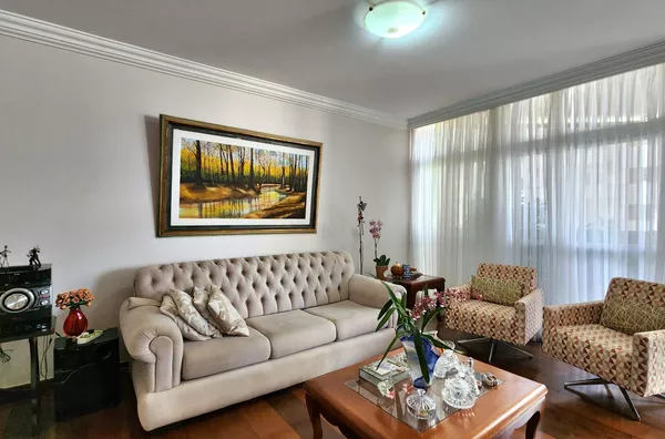 CALTEL FRANCO - Apartamento 4 Quartos, 3 Suítes, À Venda no Centro de Londrina