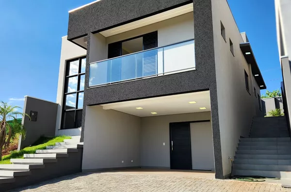TAUÁ - ARAGUARÍ - Sobrado 3 Suítes, 149m², À Venda no Parque Tauá