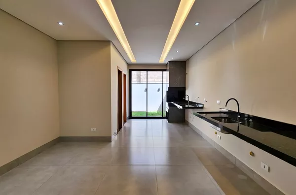 BELLA VITTÀ - Casa 3 Quartos, 1 Suíte, À Venda em Condomínio em Londrina