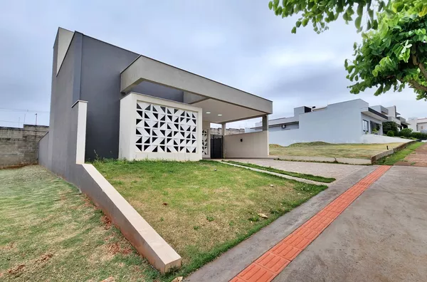 TAUÁ ARAÇARI - Casa em Condomínio 140m² Construído, À Venda no Parque Tauá