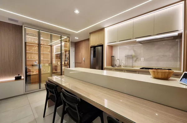 INSIGHT PALHANO - Apartamento à venda com 2 suítes e 2 vagas de garagem