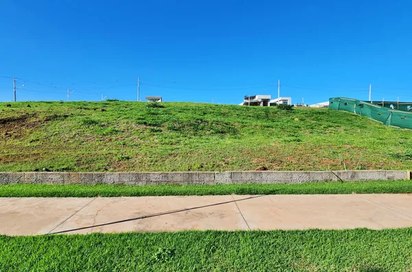 TAUÁ - ARAGUARÍ - Terreno de 254m², À Venda no Parque Tauá