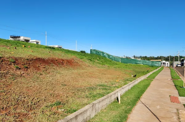 TAUÁ - ARAGUARÍ - Terreno de 254m², À Venda no Parque Tauá