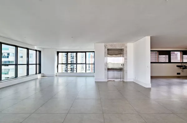 EDF. LE RÊVE - Apartamento 3 suítes, 1 por andar, à venda na Gleba Palhano, Londrina_Pr