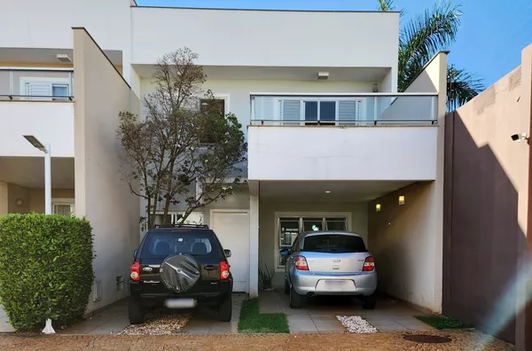 ALAMEDA PINHEIROS - Casa em condomínio com 3 quartos, 1 suíte e 2 vagas