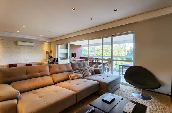 OPERA HOUSE - Apartamento 3 Suítes, À Venda no Jd. Londrilar
