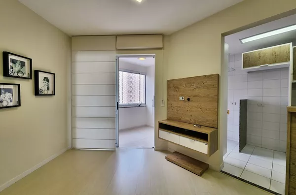 BRISAS LAGO IGAPÓ - Apartamento 3 Quartos, 1 Suíte, para alugar na Gleba Palhano em Londrina-Pr