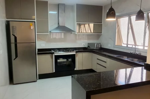 LA CORUNÃ - Apartamento 4 Quartos, 1 Suíte, À Venda no Centro de Londrina