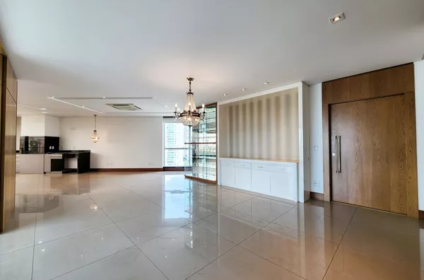 PORTO MADERO - Apartamento à venda na Gleba Palhano, Londrina/PR