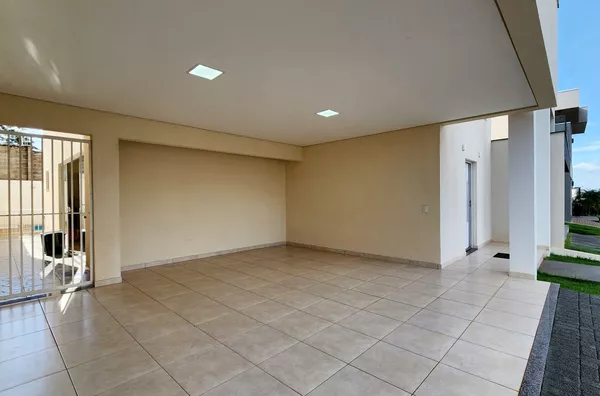 BELLA VITTÀ - Sobrado 3 Quartos, 1 Suíte, À Venda em Condominio Fechado em Londrina