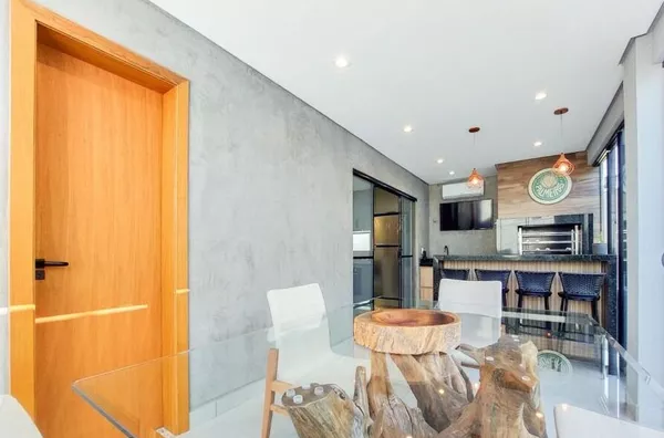 TAUÁ ARANGUÁ  - Sobrado 3 Quartos, 1 Suíte, 199m², À Venda no Parque Tauá