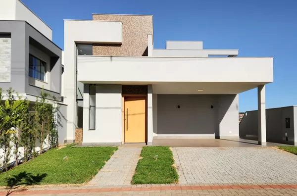 TAUÁ TANGARÁ - Casa 3 Quartos, 3 Suítes, 152m² À Venda no Parque Tauá