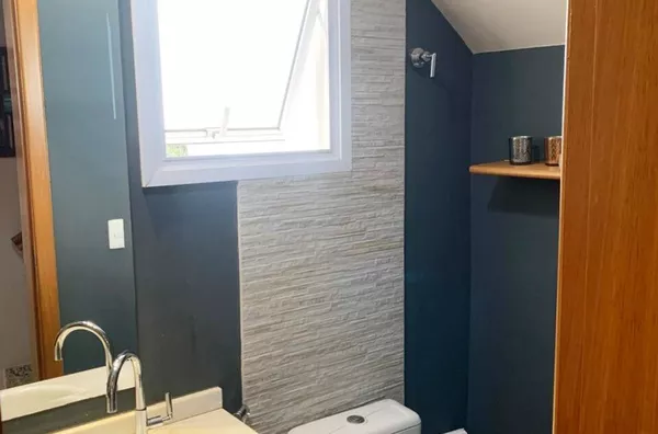 Casa em Condomínio com 03 Quartos, sendo 01 suíte à venda na zona sul .