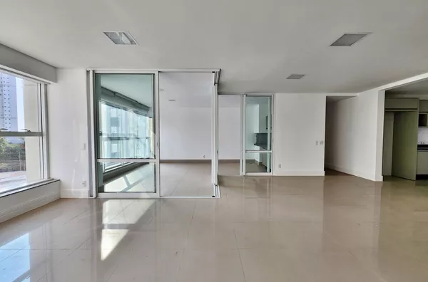MAISON LEGACY - Apartamento à venda na Gleba Palhano em Londrina