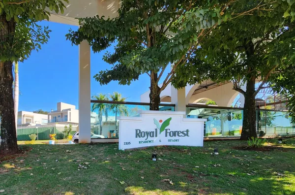 ROYAL FOREST -  Casa à venda com 5 suítes - em contrução