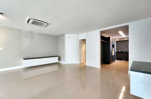 MAISON LEGACY - Apartamento à venda na Gleba Palhano em Londrina
