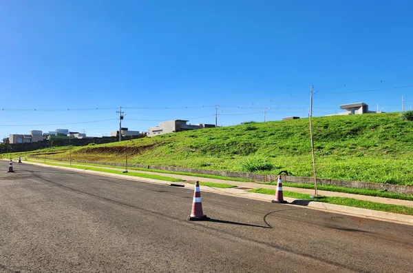 TAUÁ - ARAGUARÍ - Terreno de 254m², À Venda no Parque Tauá