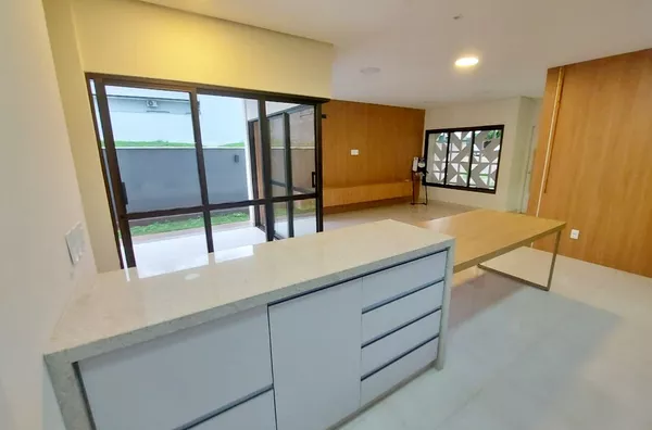 TAUÁ ARAÇARI - Casa em Condomínio 140m² Construído, À Venda no Parque Tauá