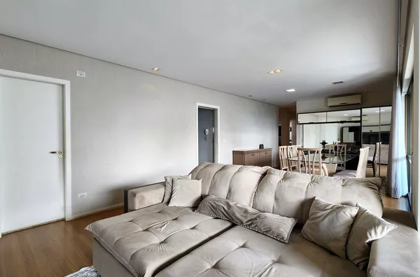 MAISON VILLA LOBOS - Apartamento à venda com 3 quartos sendo 3 suítes e 2 vagas de garagem