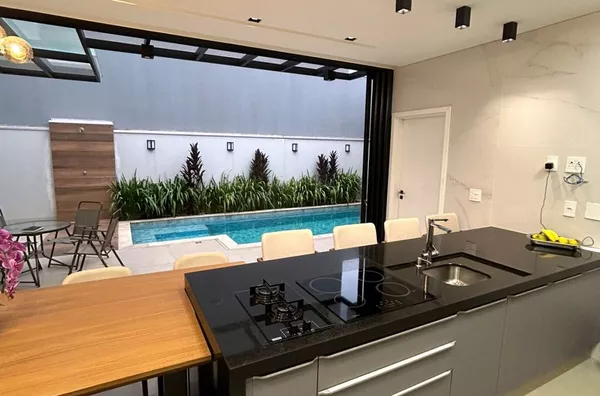RESIDENCIAL BELLEVIE - Casa 3 Suítes à Venda em Cambé