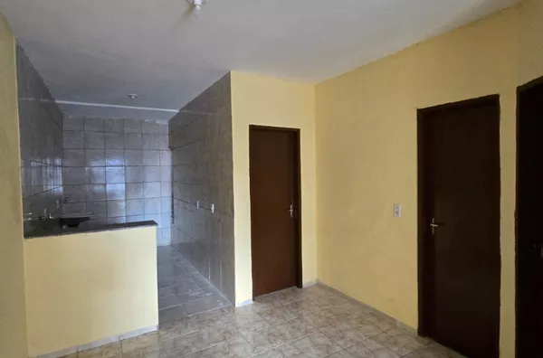 Casa para aluguel com  2 quartos ( sendo 01suíte), Rodolfo Teófilo, Fortaleza/CE