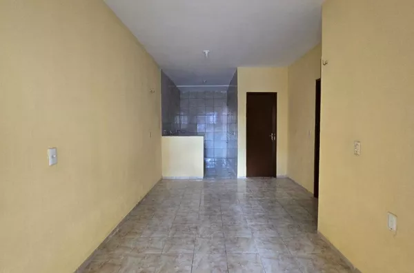 Casa para aluguel com  2 quartos ( sendo 01suíte), Rodolfo Teófilo, Fortaleza/CE