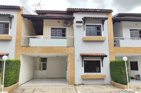 Casa em condomínio para aluguel,  Sapiranga-coité, Fortaleza-CE