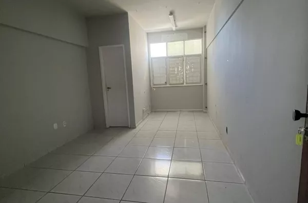 Sala comercial para aluguel,  com 18m² no centro de Fortaleza