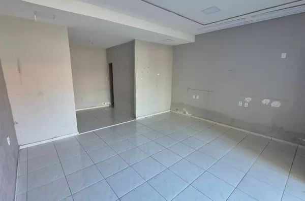 Ponto comercial para aluguel com 40 m² na Vila Peri, Fortaleza