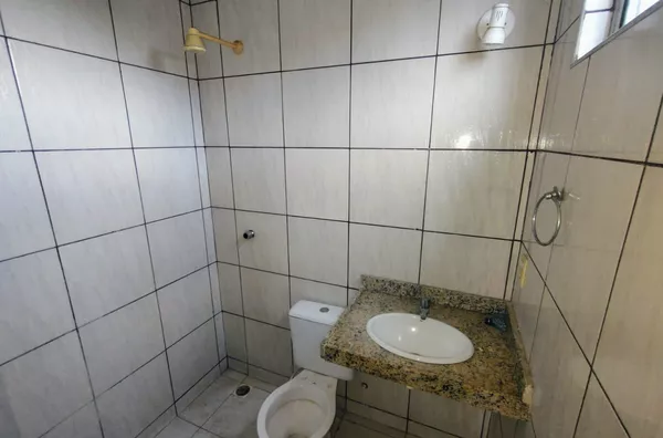 Casa para alugar com 2 suítes e 1 vaga de garagem - São Gerardo - Fortaleza-CE. - Foto 3