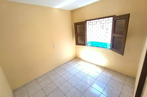 Casa para aluguel com  2 quartos ( sendo 01suíte), Rodolfo Teófilo, Fortaleza/CE