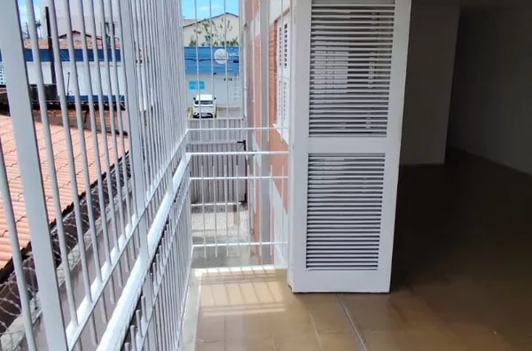 Apartamento para alugar com 03 Quartos (sendo 01 suíte) no Joaquim Távora em Fortaleza/CE.