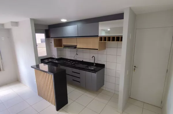 Apartamento para alugar com 02 quartos (sendo 01 suíte) no Eusébio/CE