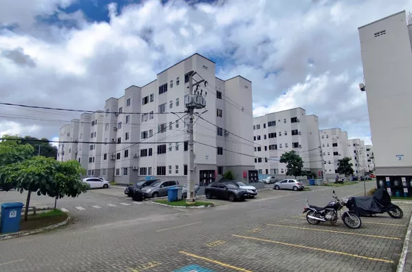 Apartamento para alugar com 02 quartos (sendo 01 suíte) no Eusébio/CE