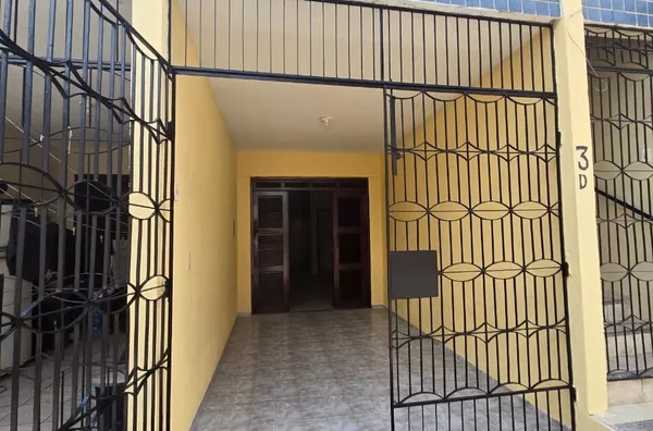 Casa para aluguel com  2 quartos ( sendo uma suíte), Rodolfo Teófilo, Fortaleza/CE