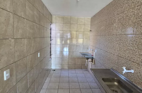 Casa para alugar com 02 quartos (sendo 01 suíte) no Rodolfo Teófilo em Fortaleza/CE - Foto 8