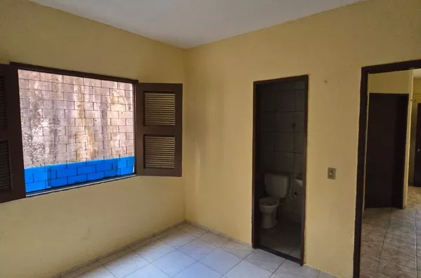 Casa para aluguel com  2 quartos ( sendo 01suíte), Rodolfo Teófilo, Fortaleza/CE - Foto 6