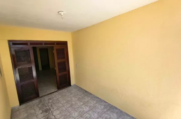 Casa para aluguel com  2 quartos ( sendo 01suíte), Rodolfo Teófilo, Fortaleza/CE